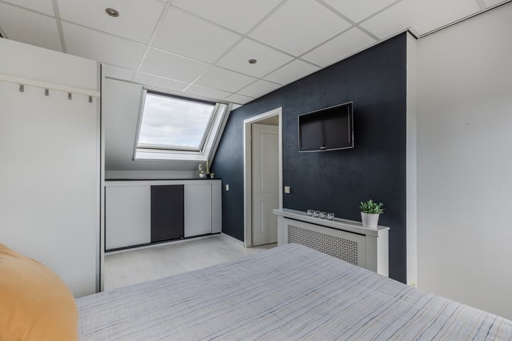 Foto 37 van Count Basiestraat 6