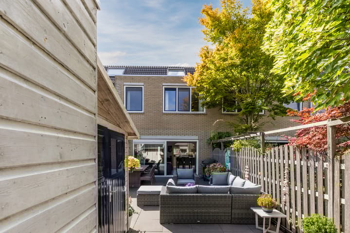 Foto 45 van Count Basiestraat 6