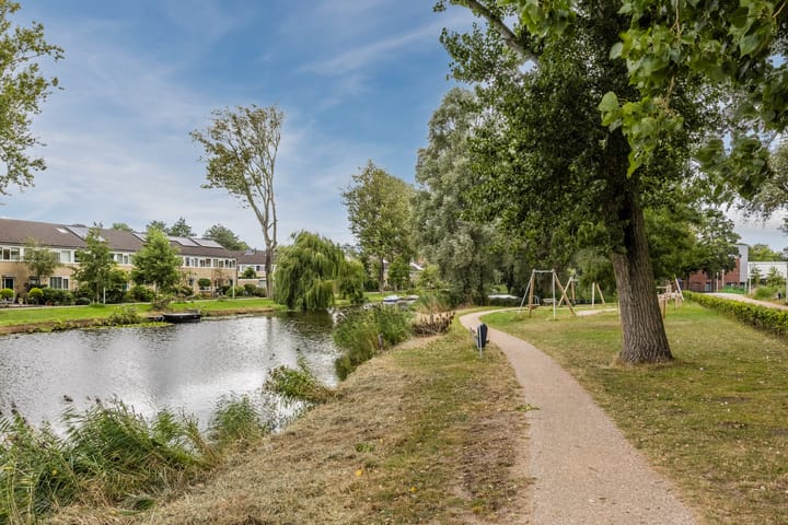 Foto 48 van Count Basiestraat 6