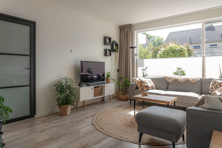 Foto 10 van Ropta 67