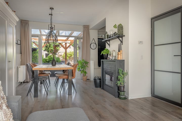 Foto 13 van Ropta 67