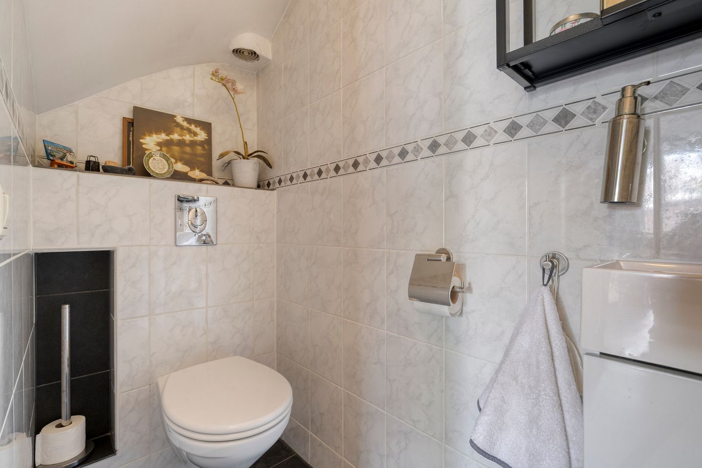 Foto 5 van Oe Thantstraat 13