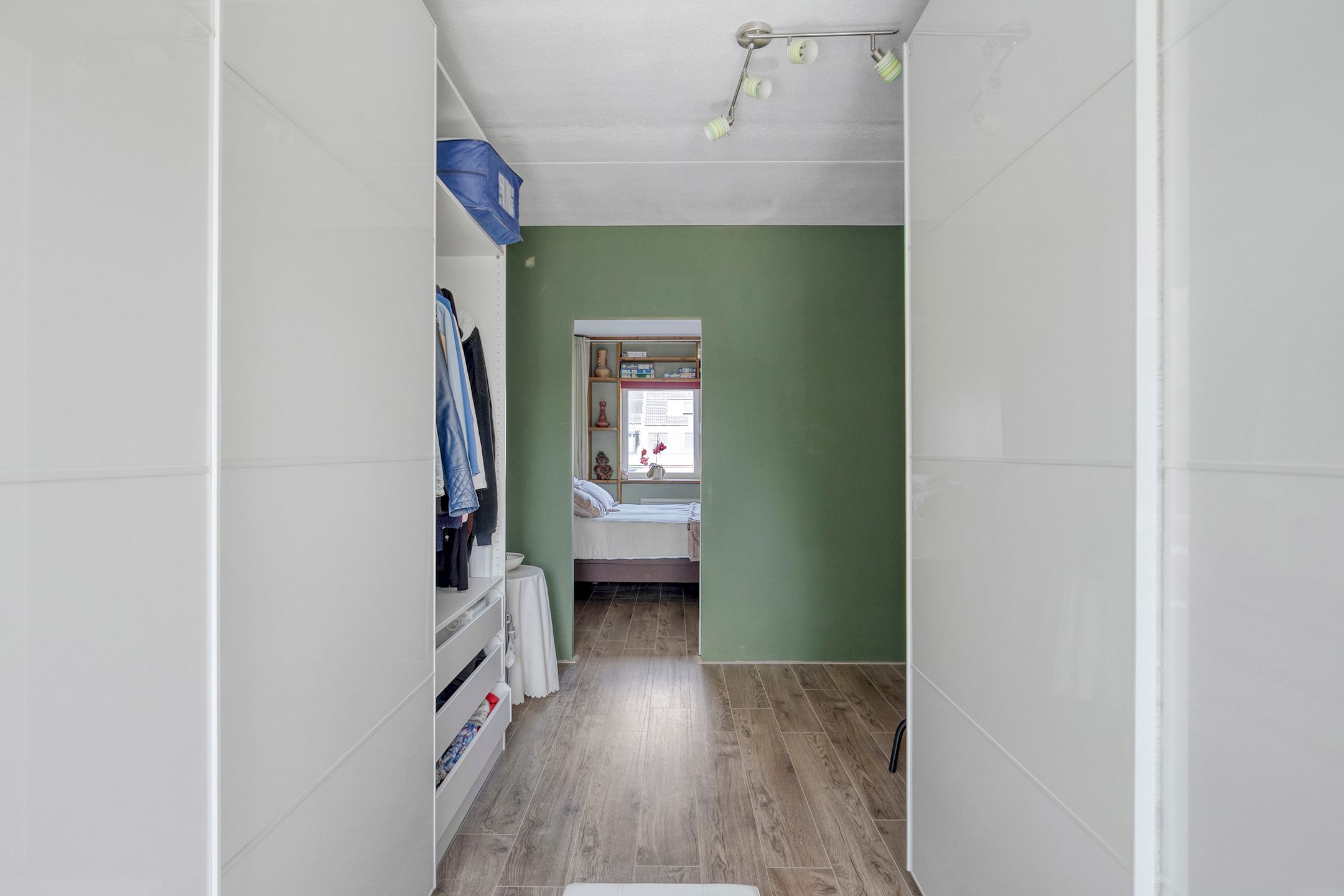 Foto 21 van Oe Thantstraat 13