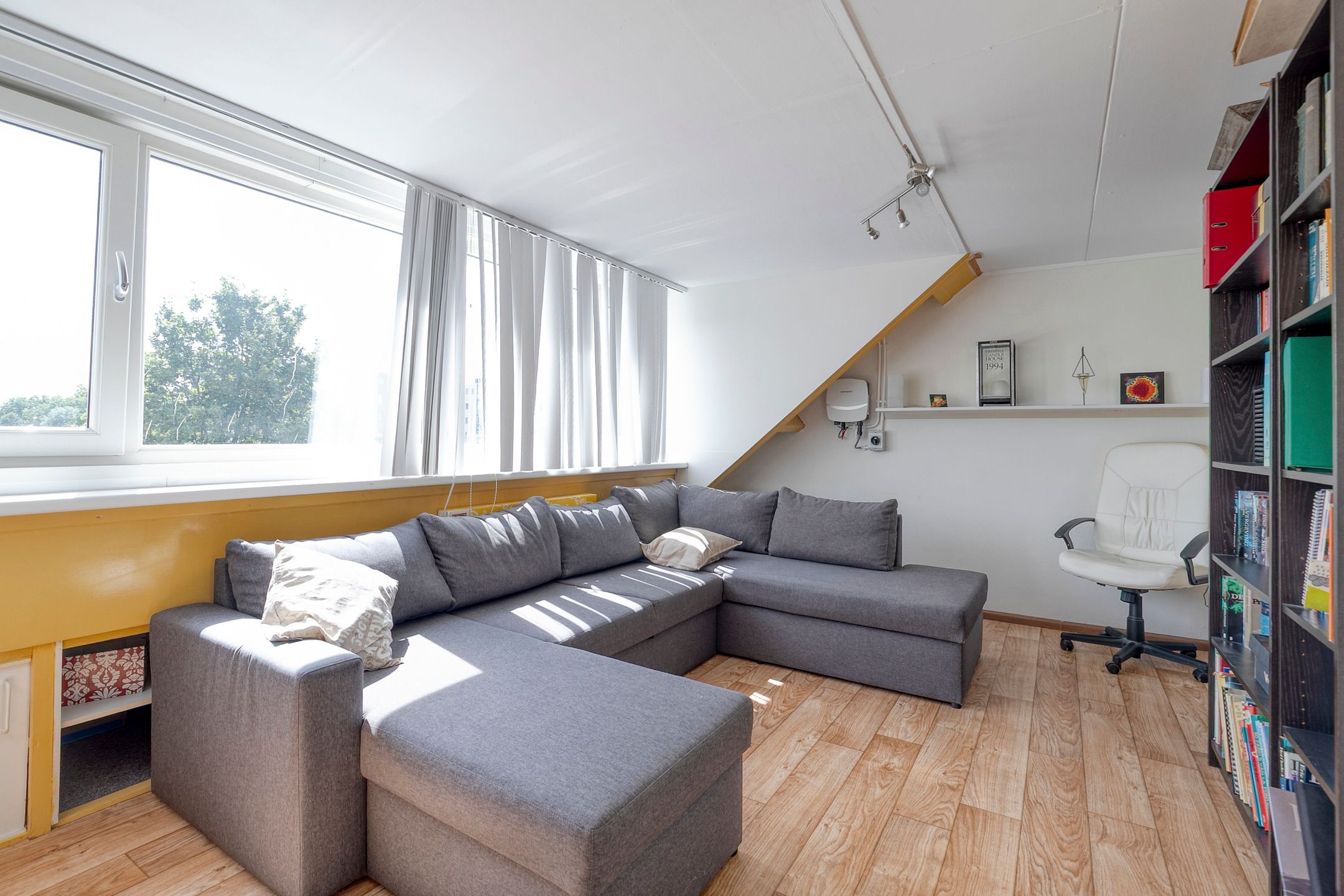 Foto 27 van Oe Thantstraat 13