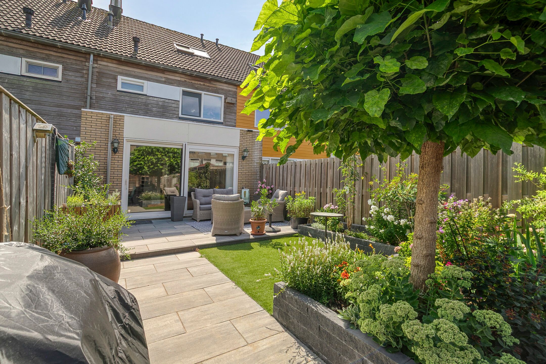 Foto 33 van Oe Thantstraat 13