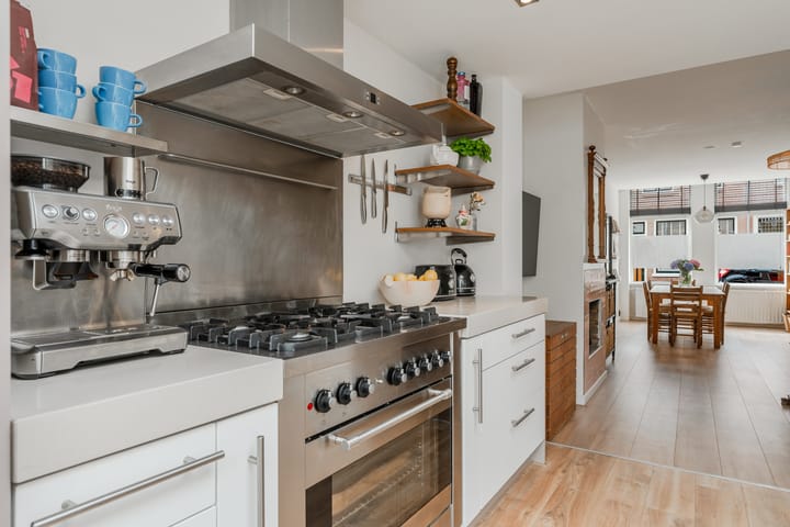 Photo 16 of Oranjestraat 167