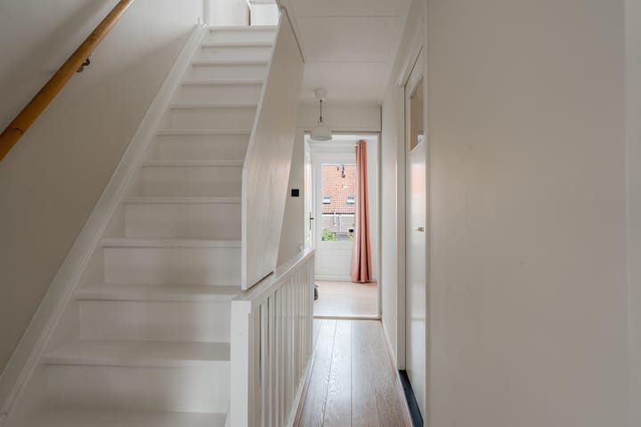 Photo 24 of Oranjestraat 167