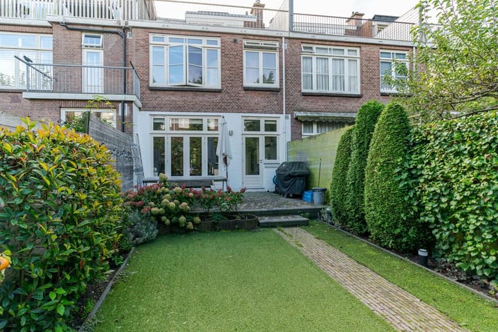 Foto 28 van Roelofsstraat 26