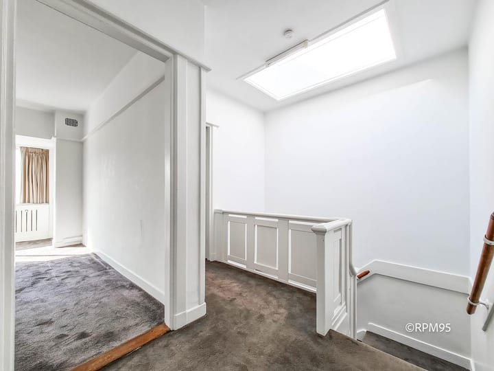 Photo 29 of Van Hoeylaan 55