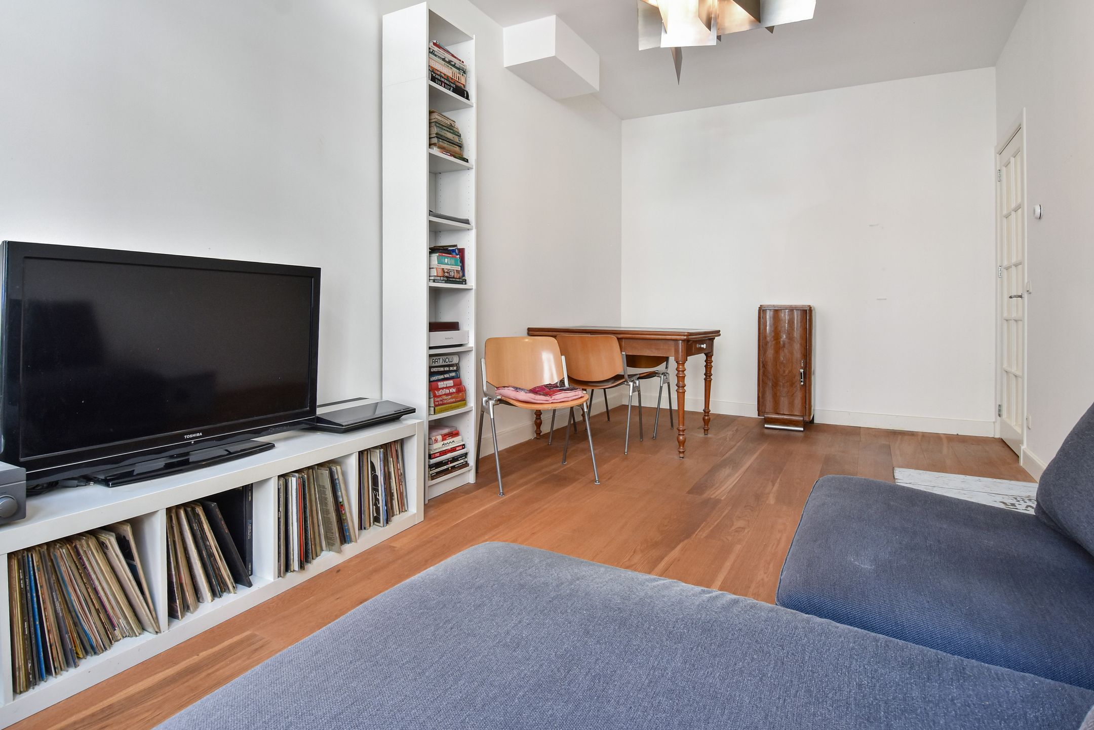 Photo 9 of Hendrik van Deventerstraat 42