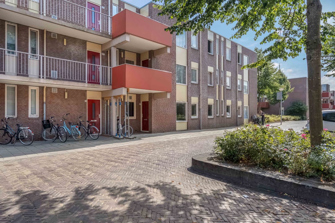 Foto 1 van Bedumerstraat 27
