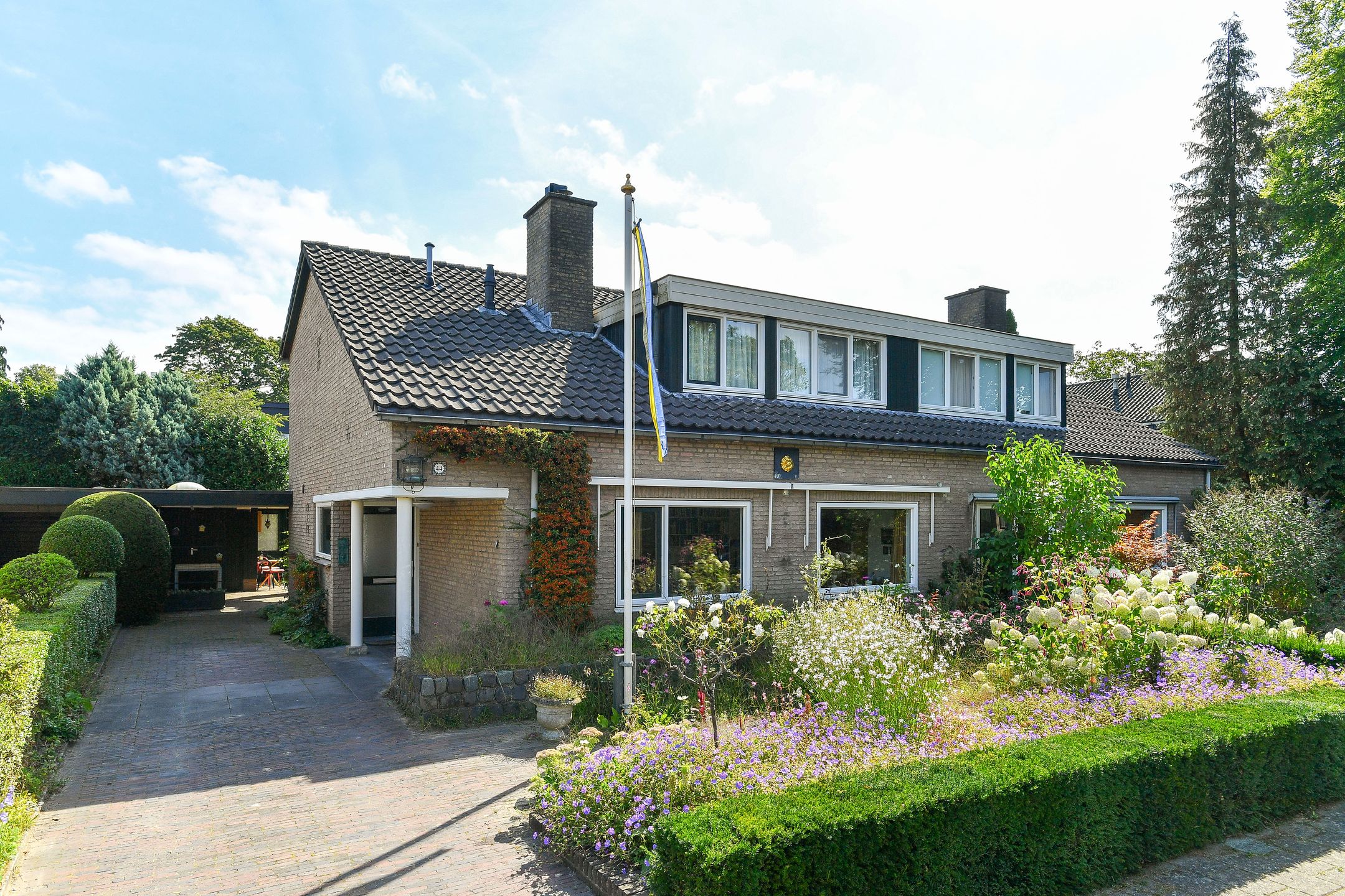 Photo 42 of Tramstraat 44