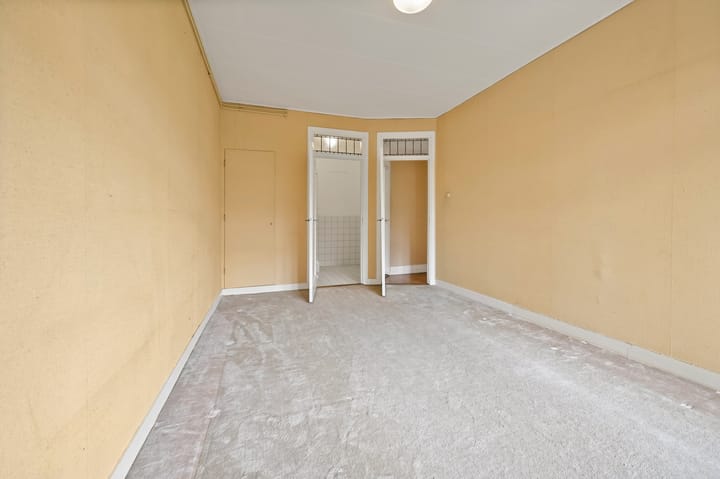 Foto 26 van Pinksterbloemplein 4