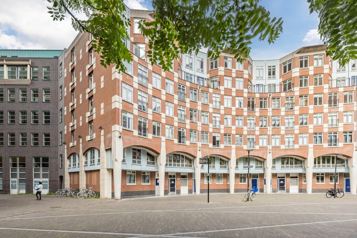 Foto 3 van Muzenplein 14