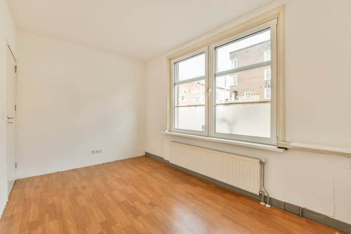 Foto 4 van Admiraal De Ruijterweg 323-H