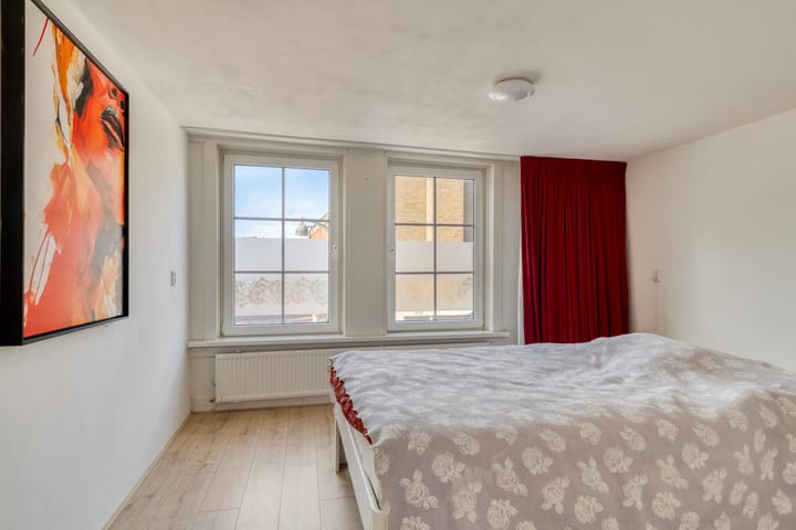 Foto 12 van Bloemstraat 132