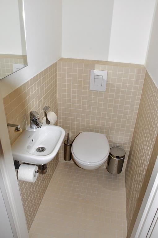 Foto 14 van Donker Curtiusstraat 75