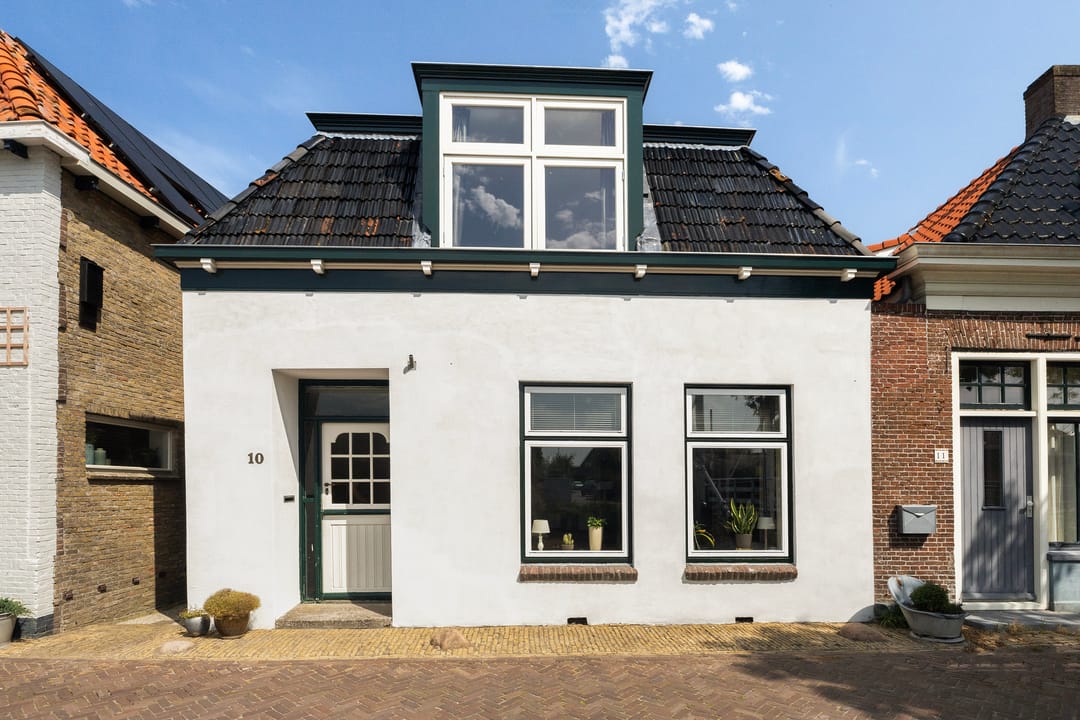 Photo 2 of Hilleburen 10