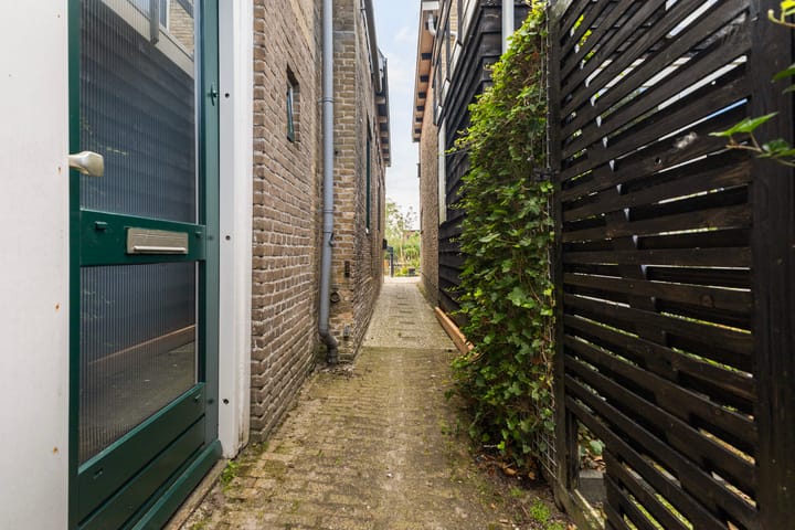 Foto 30 van Hilleburen 10