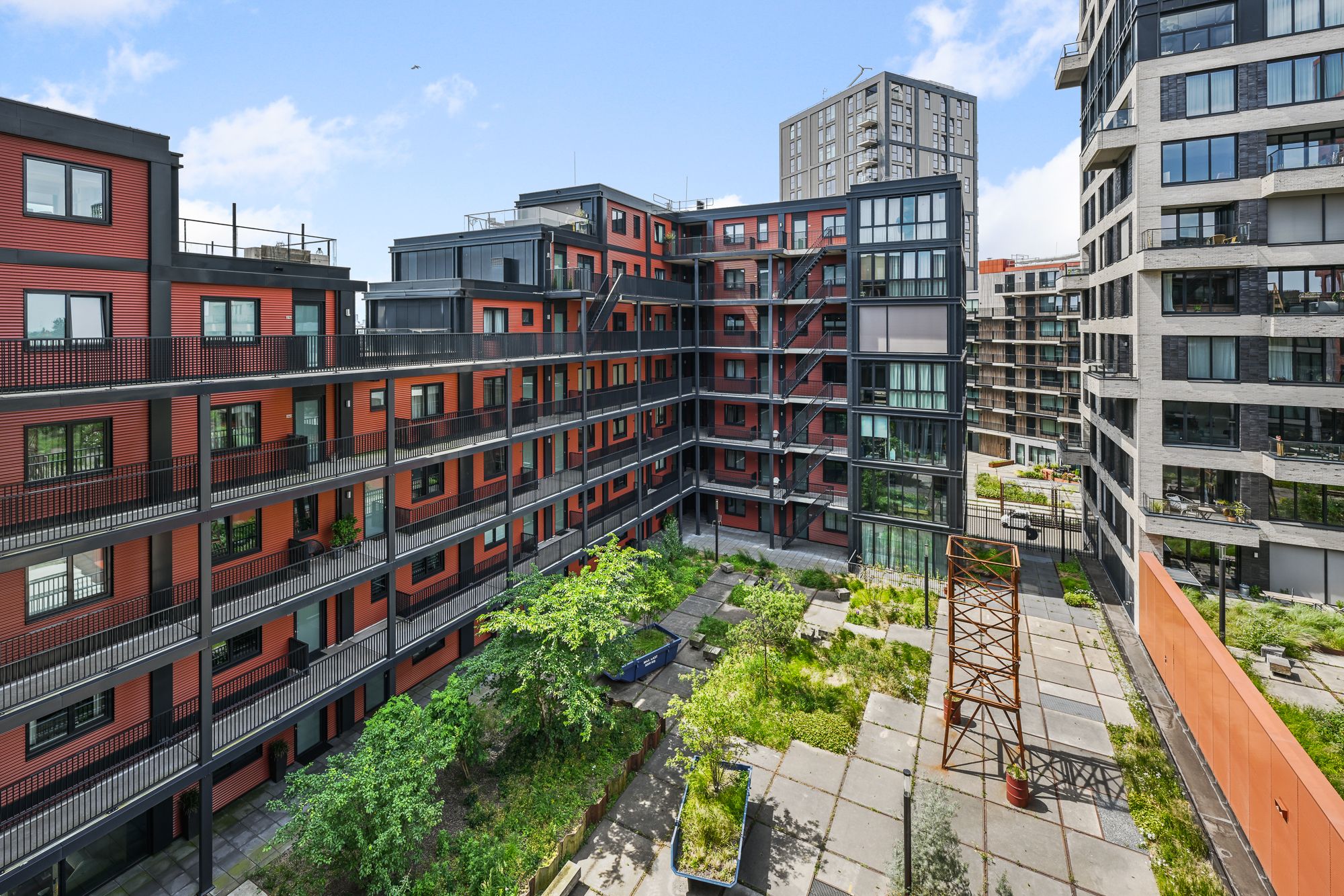 Photo 21 of Hellingstraat 68