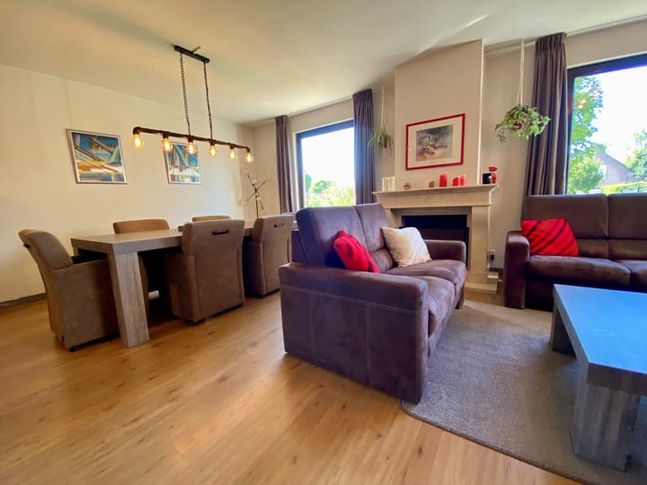 Photo 2 of Prinsenbaan 135