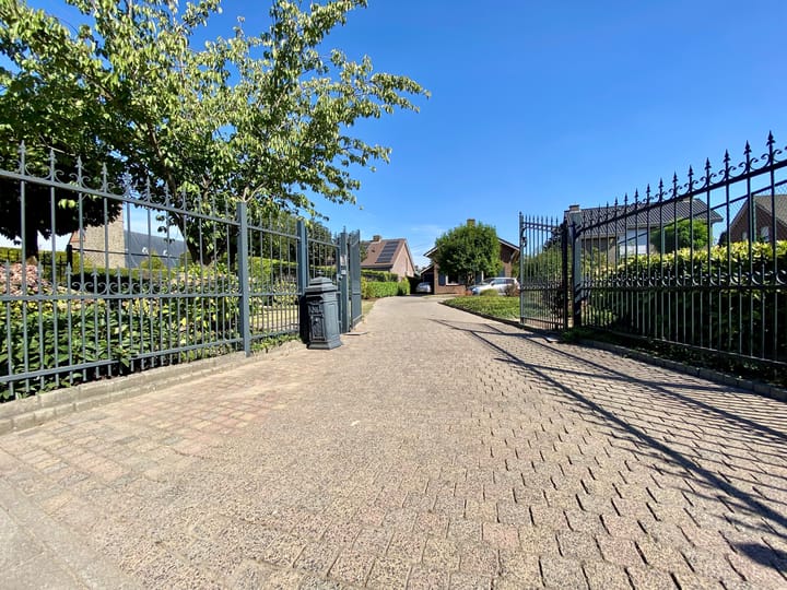 Photo 38 of Prinsenbaan 135