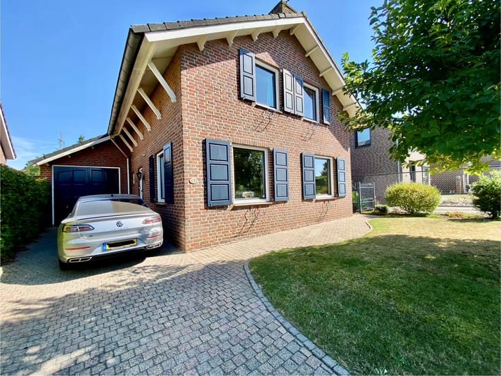 Photo 39 of Prinsenbaan 135