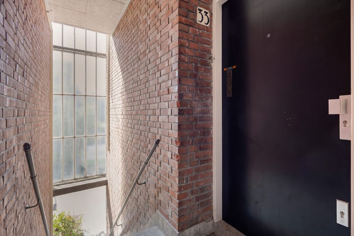 Foto 4 van Elise van Calcarstraat 33