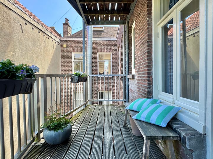 Foto 18 van Bilderdijkstraat 215-3