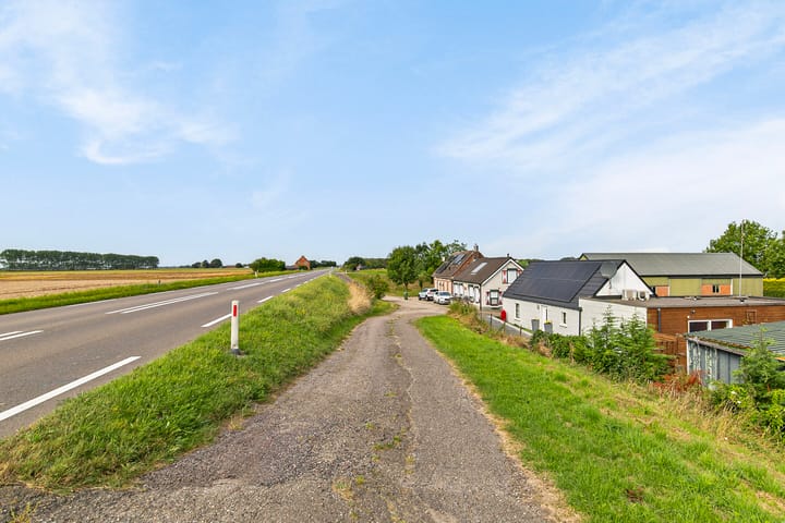 Foto 33 van Provincialeweg 16