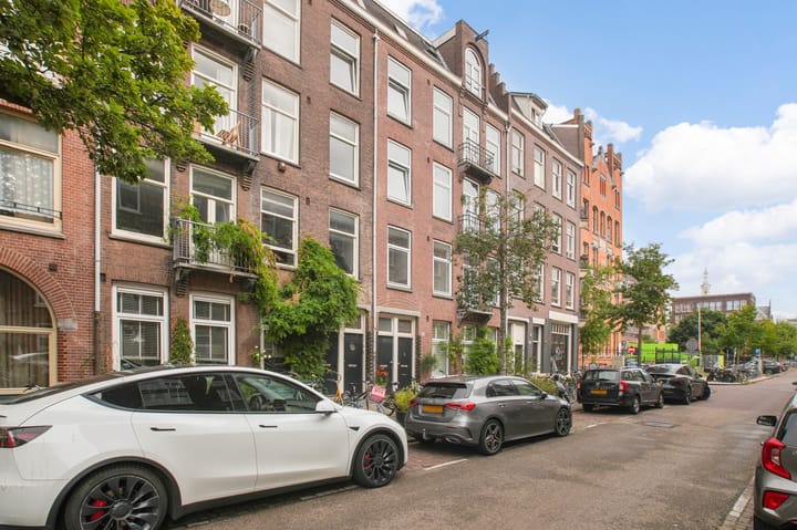 Photo 2 of Tolstraat 123-3