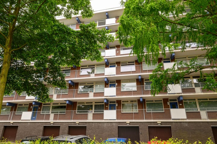 Photo 1 of Prinses Annalaan 528