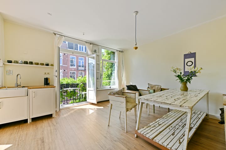 Foto 3 van Staringplein 1-2