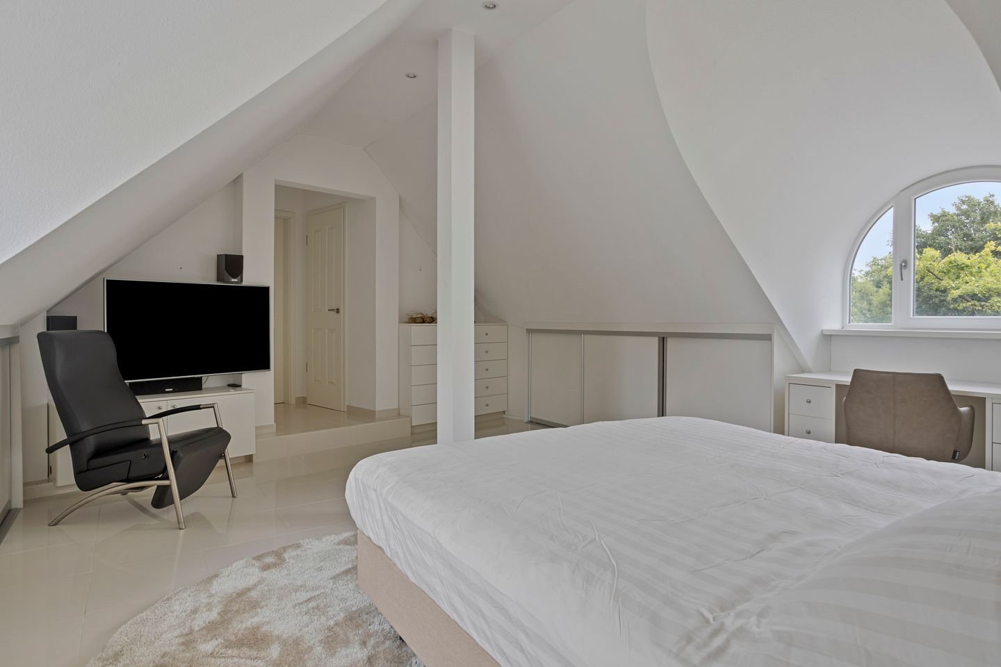 Photo 40 of Falkenstraße 12