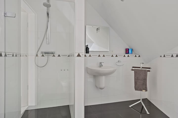 Photo 43 of Falkenstraße 12