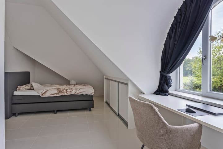 Photo 48 of Falkenstraße 12