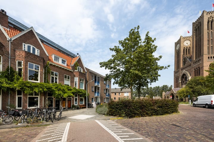 Foto 35 van Emmaplein 42-RD