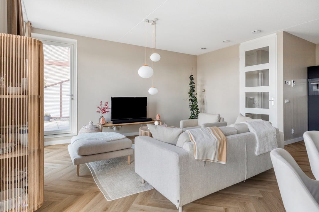 Foto 6 van Mies van der Rohestraat 105