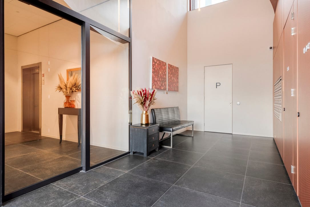 Foto 24 van Mies van der Rohestraat 105