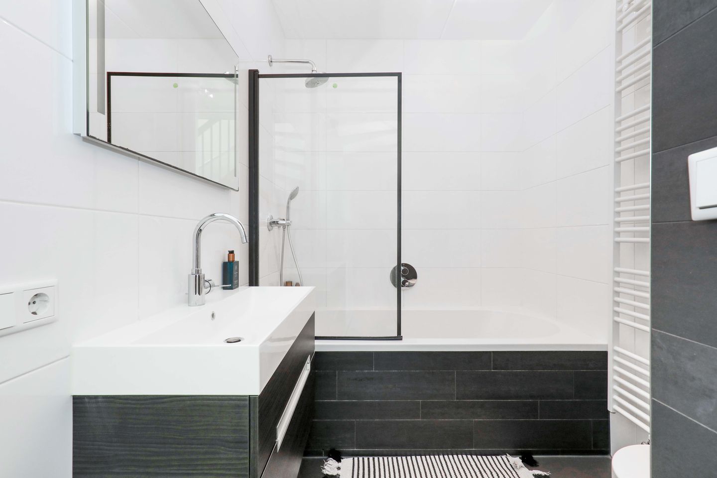 Foto 4 van Huurdemanskamp 27