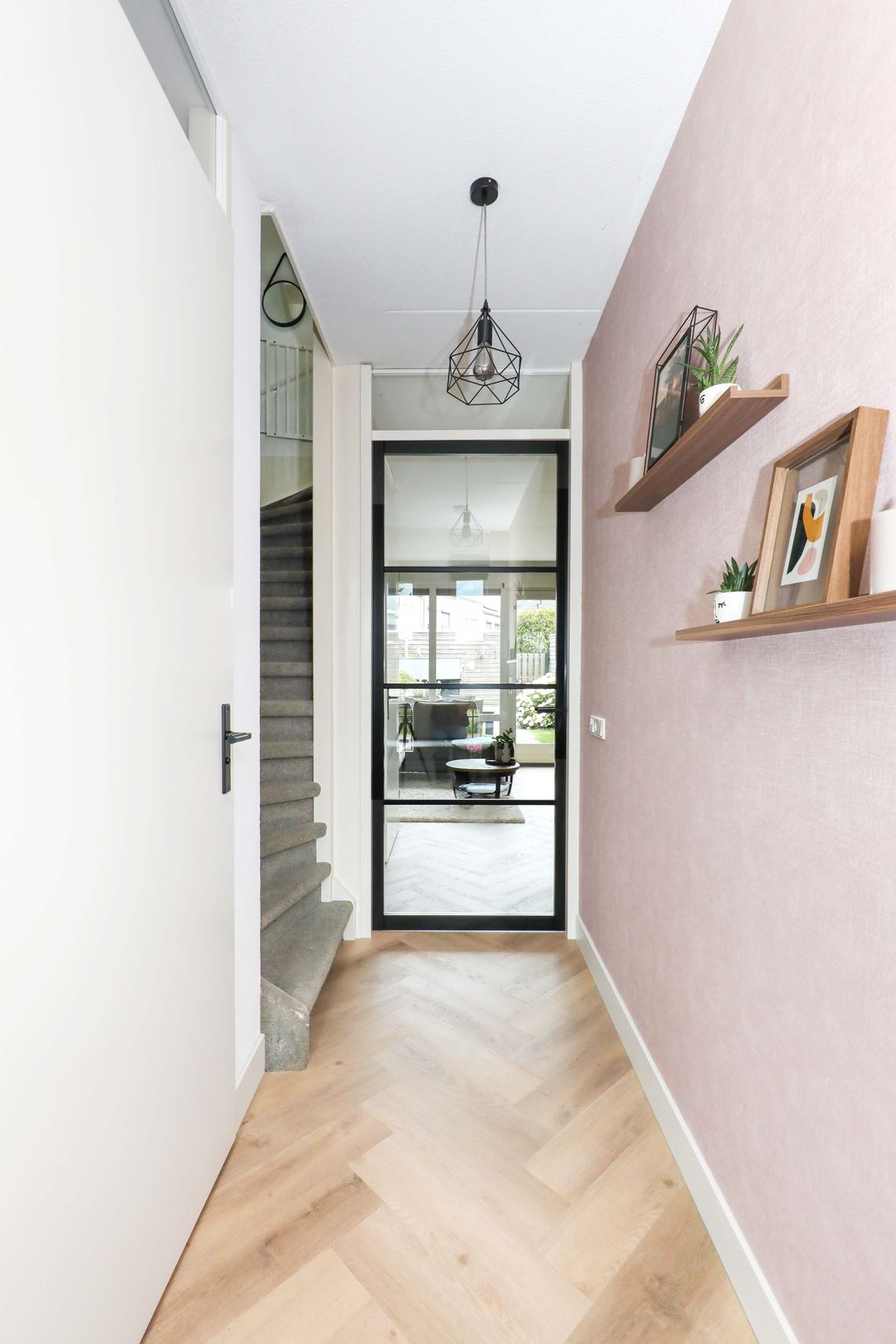 Foto 8 van Huurdemanskamp 27