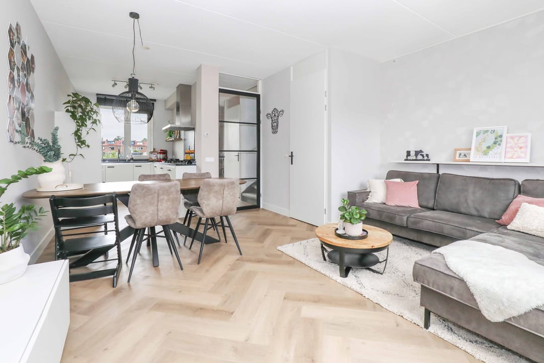 Foto 11 van Huurdemanskamp 27