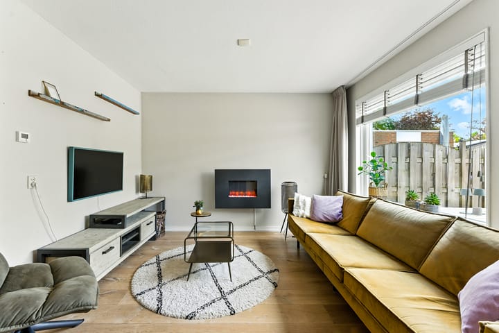 Foto 3 van Wolfspoot 24