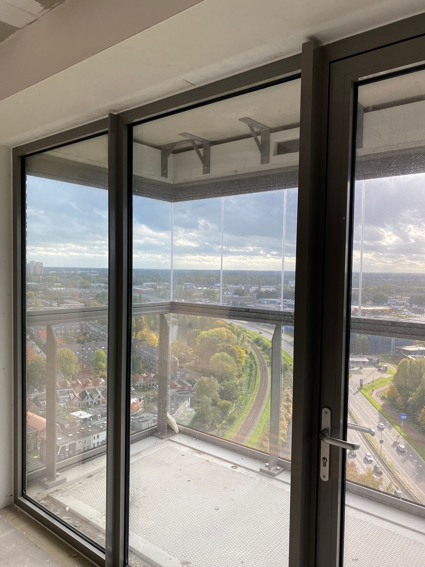 Foto 14 van Friesestraatweg 141-82