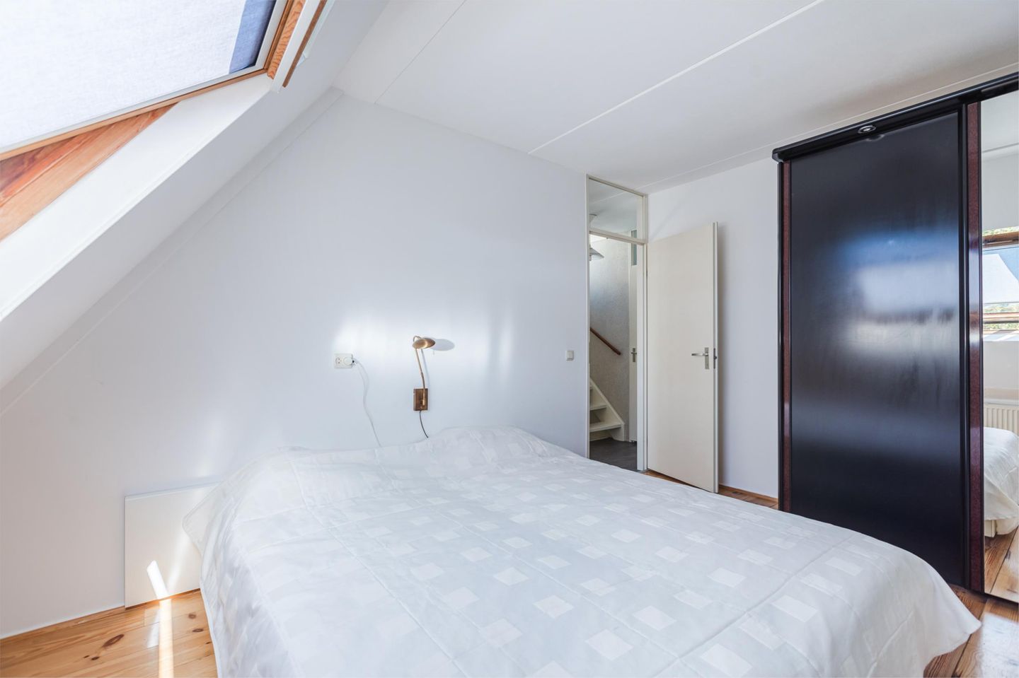 Foto 25 van Console 4