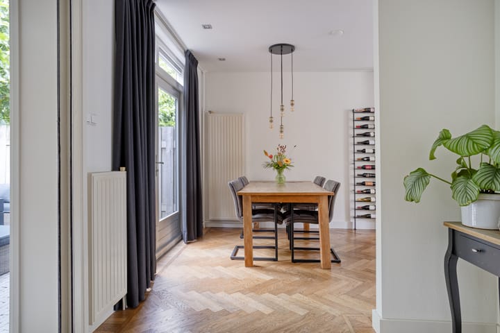 Photo 8 of Jachthuisstraat 34