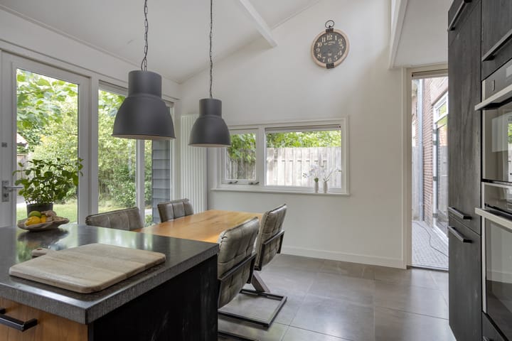 Photo 11 of Jachthuisstraat 34