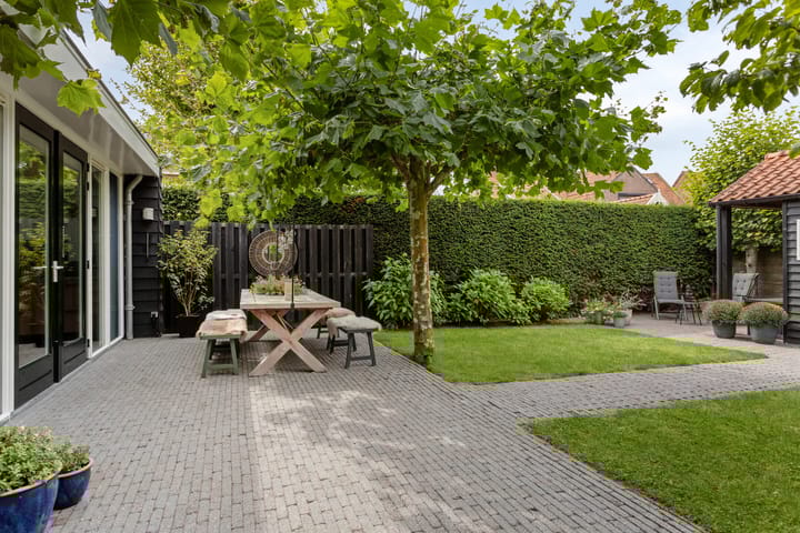 Photo 36 of Jachthuisstraat 34