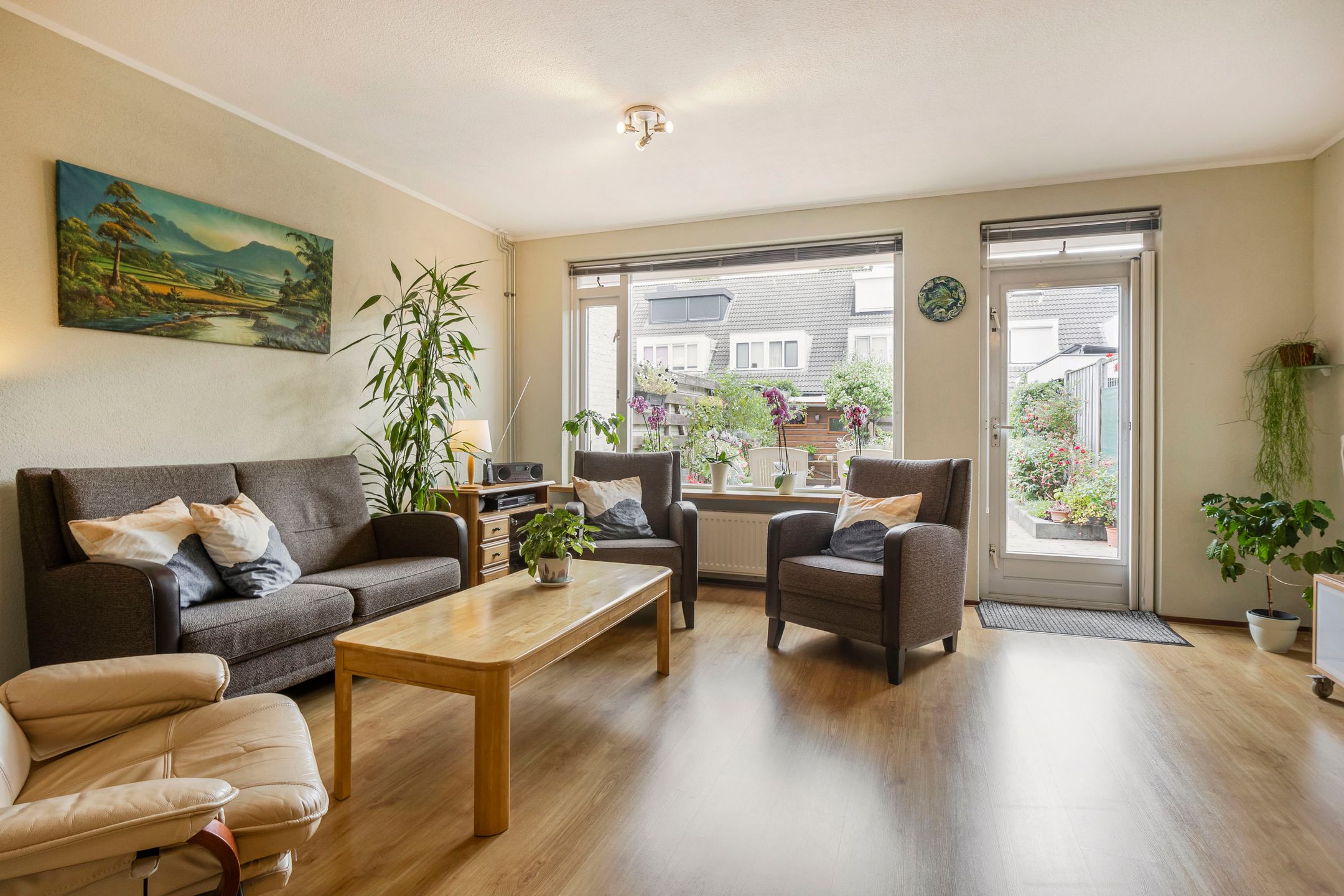 Foto 6 van Suze Robertsonstraat 76