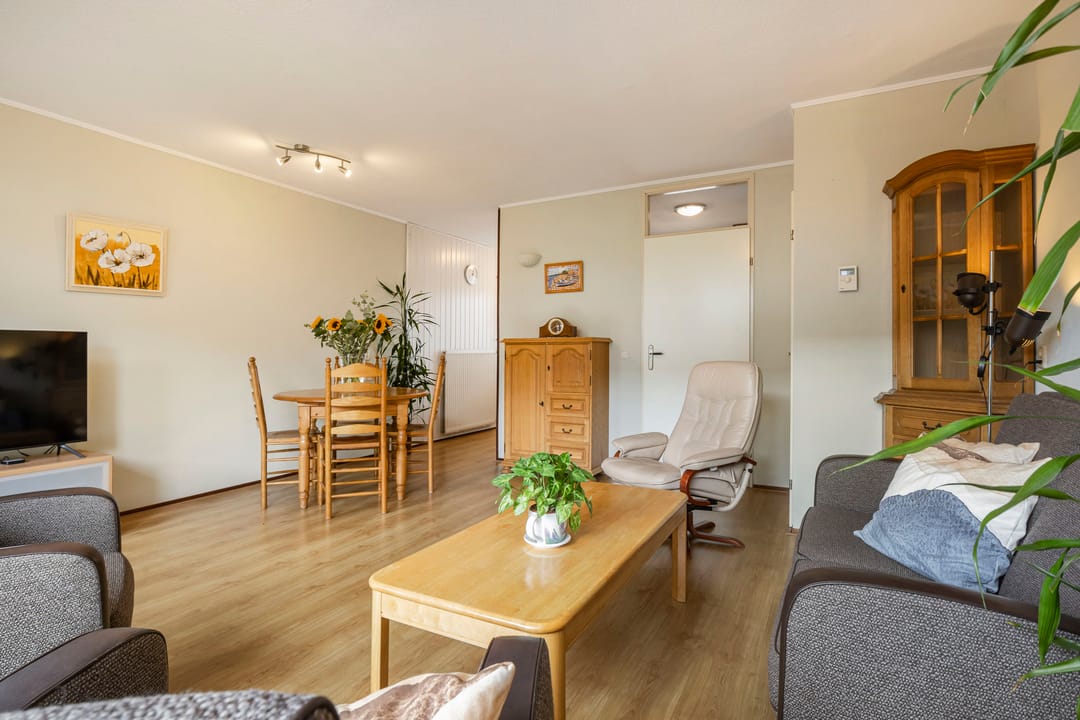 Foto 8 van Suze Robertsonstraat 76